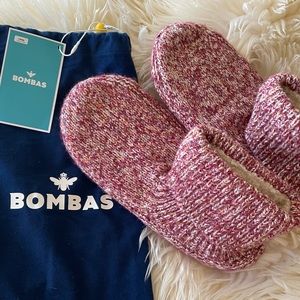 Bombas gripper slipper booties, Sherpa lined